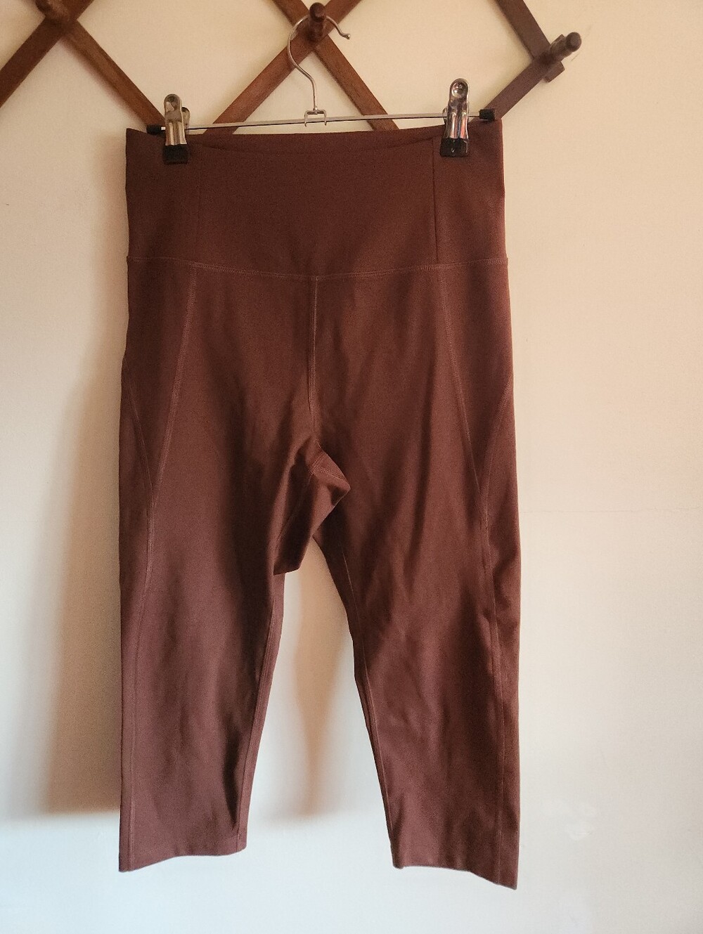 Girlfriend Collective Capri Leggings High Waisted Brown Medium